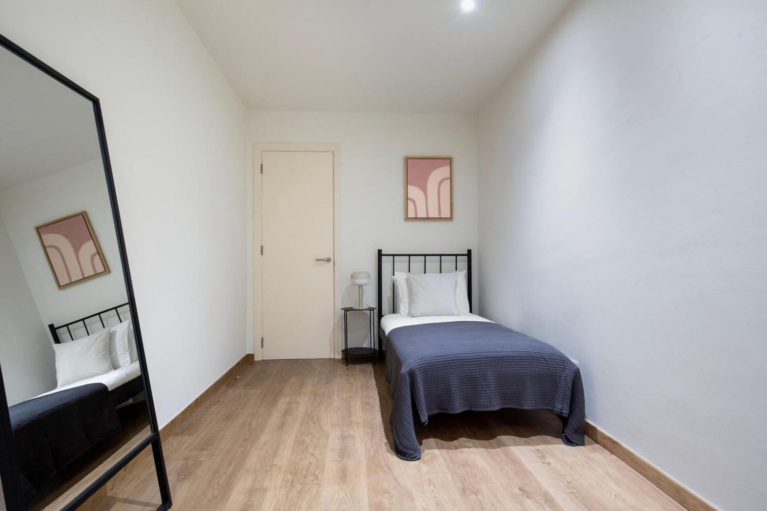 Blueground Sarria Furnished W Full Kitchen Bcn-132 Appartement
