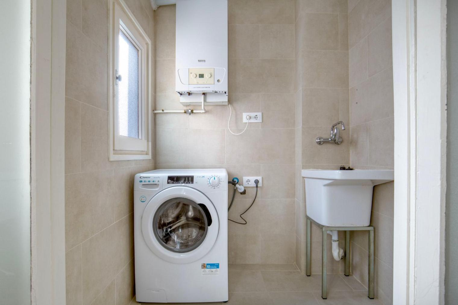 Blueground Sarria Furnished W Full Kitchen Bcn-132 Appartement